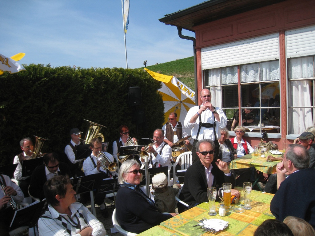 Bierblosn Fruehschoppen Dohle 2011 VOR _19__jpg-1302814567