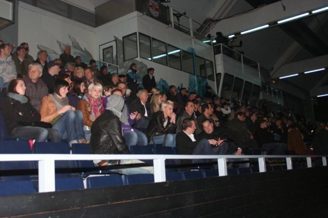 normal_15042011meisterfeierredbullaktivnews_10.jpg