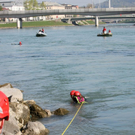 normal_16042011wasserrettungwm2aktivnews_91.jpg