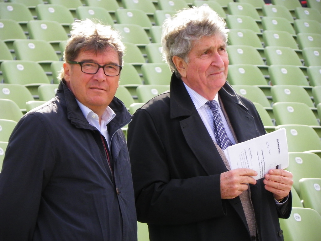 110_1777_JPG-1303047305