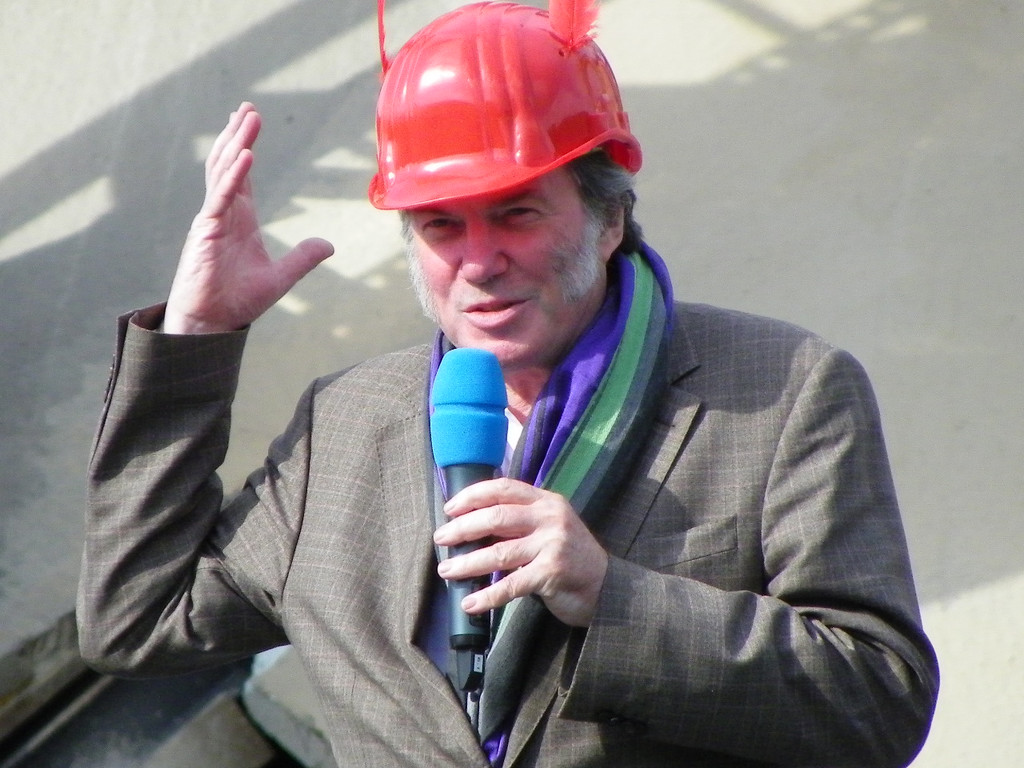 110_1780_JPG-1303047319