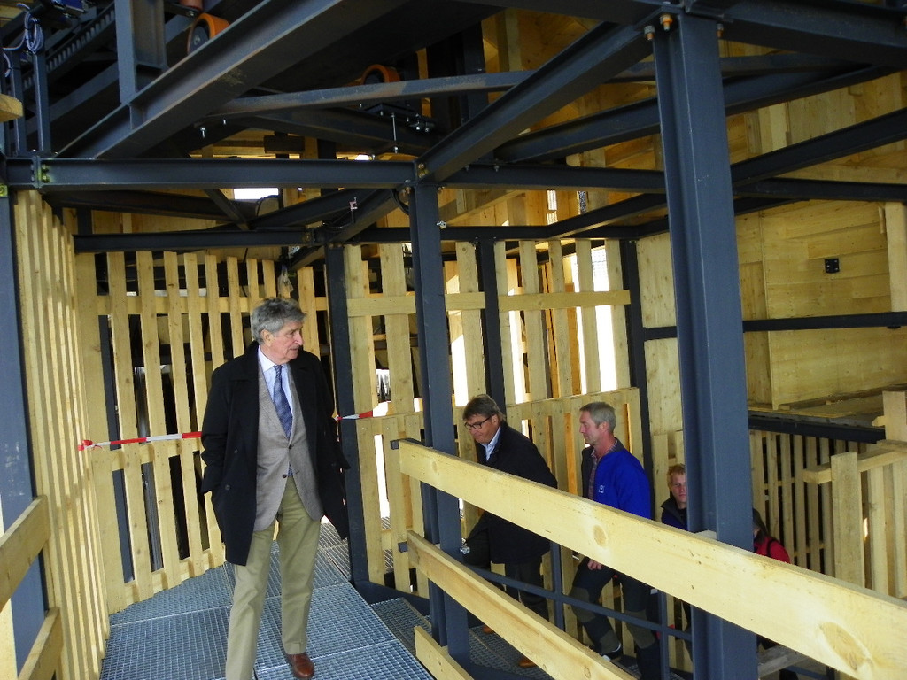 110_1822_JPG-1303047268