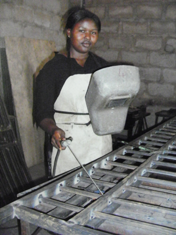 110_1605_JPG-1303053344