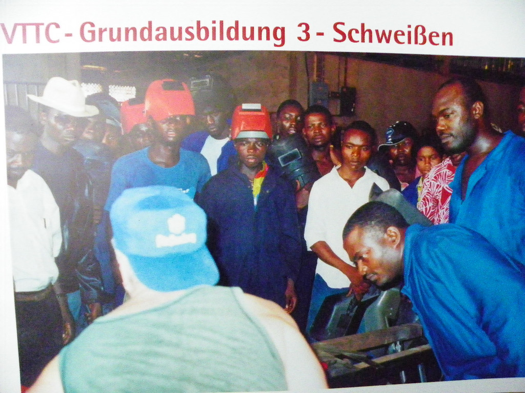 110_1611_JPG-1303053368