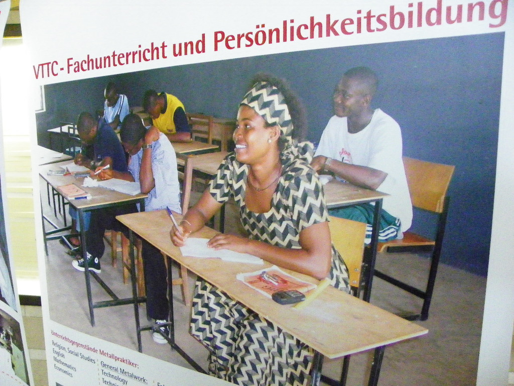 110_1622_JPG-1303053391