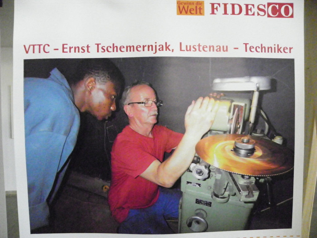 110_1635_JPG-1303053413