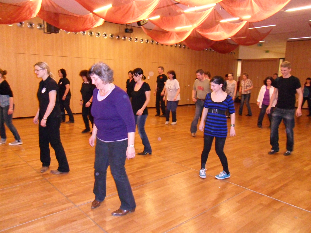 LineDanceKurs_JPG-1303120887