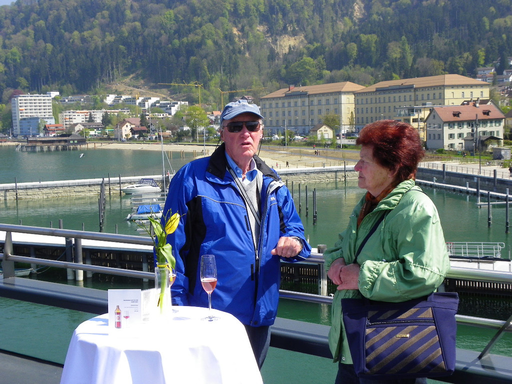 110_2562_JPG-1303170354