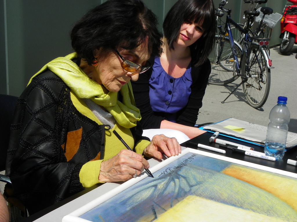 110_2711_JPG-1303253224