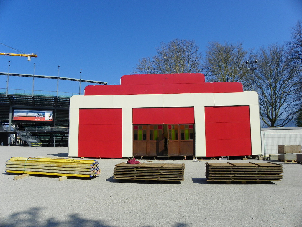 110_2353_JPG-1303459826