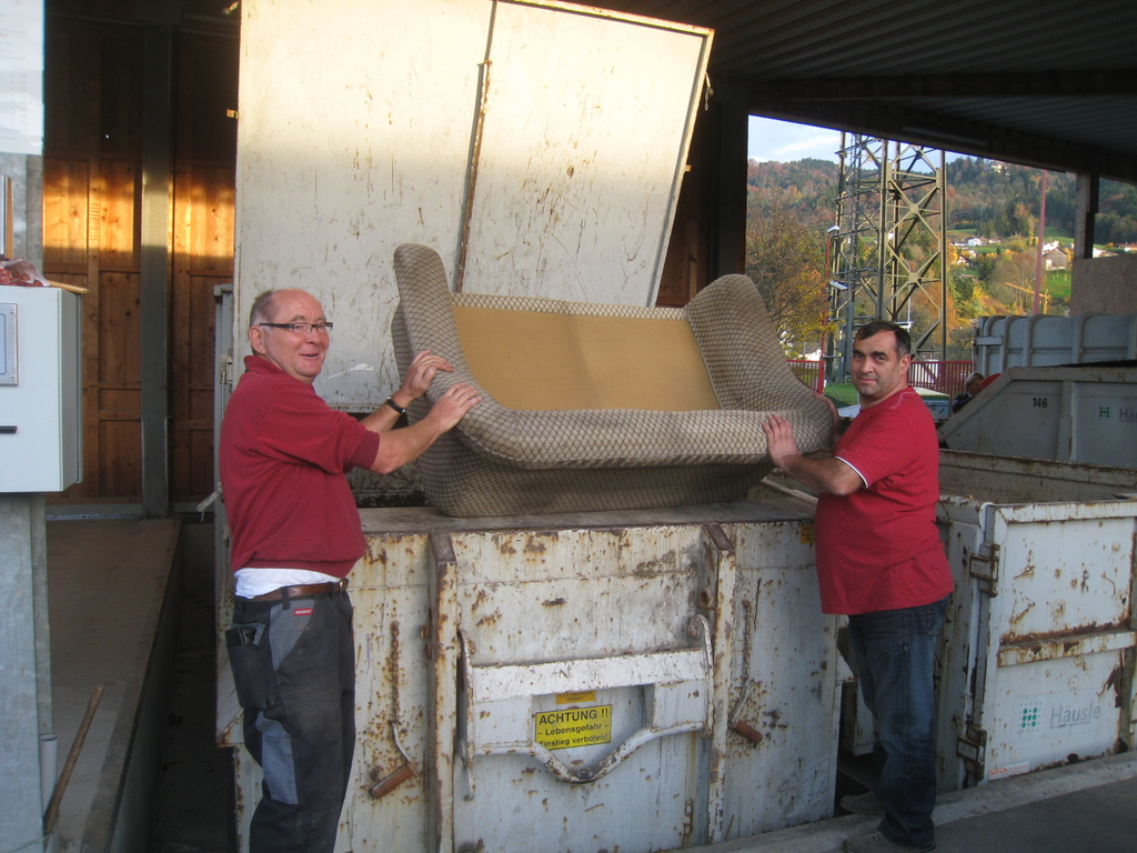Wirtschaftshof Information 2011 _1__jpg-1303546897