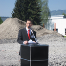 Spatenstich für Erweiterungsbau Bei KRAL AG