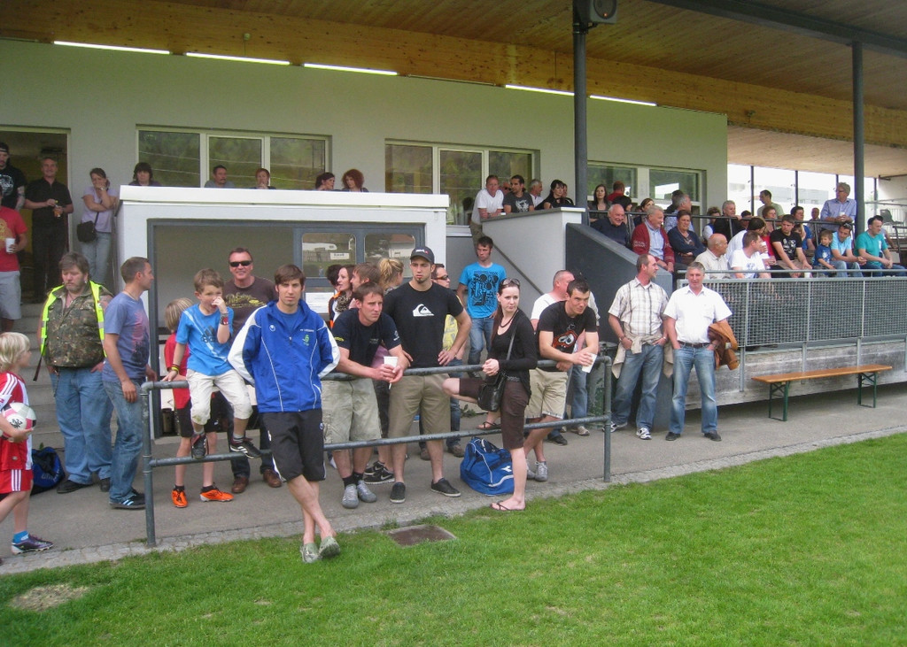 Fussball Spiel Bludenz 23-04-2010 _10__jpg-1303632367