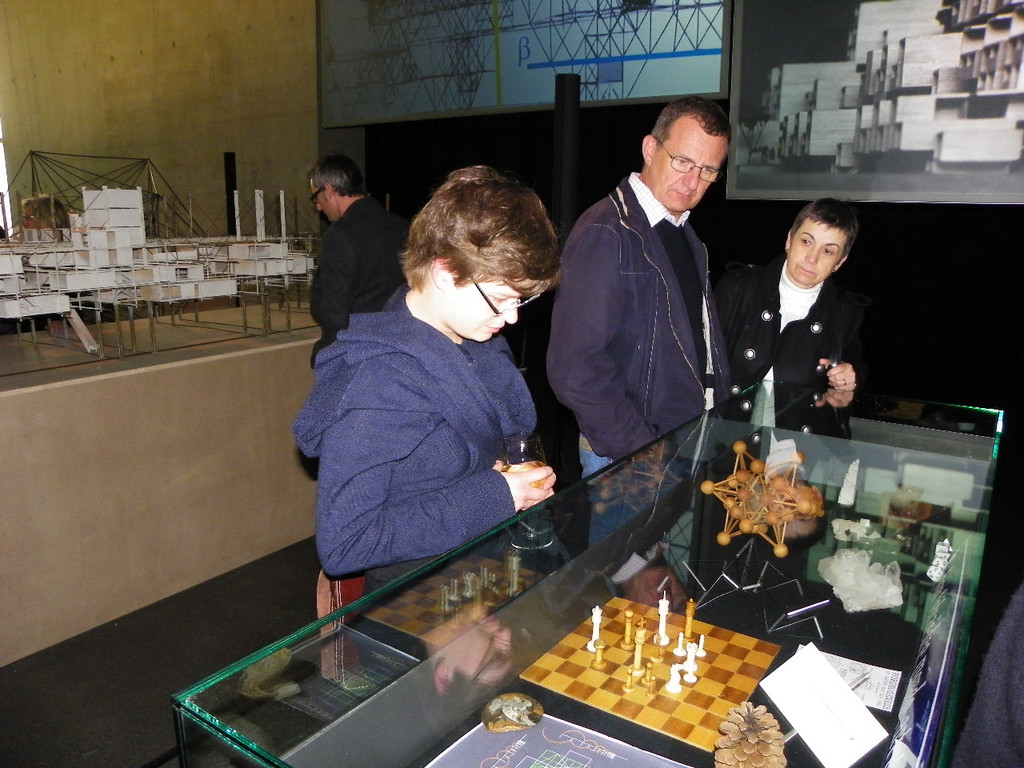 110_2100_JPG-1303643317