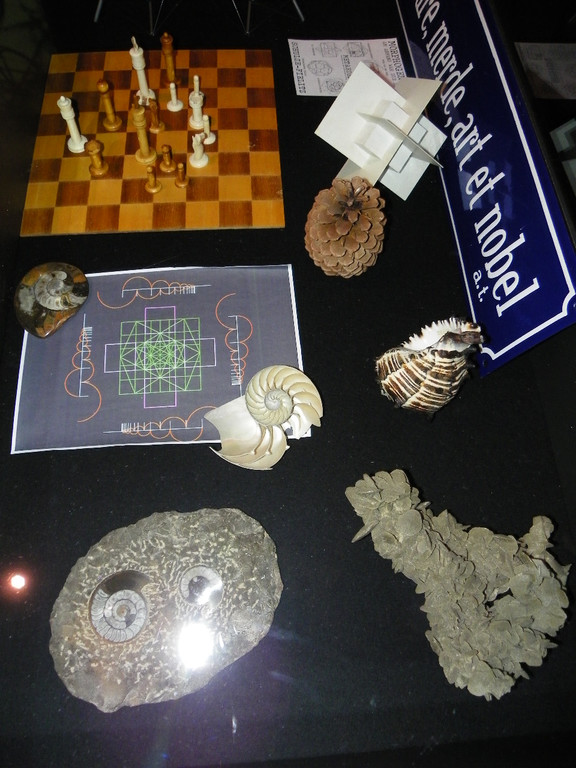 110_2101_JPG-1303643325