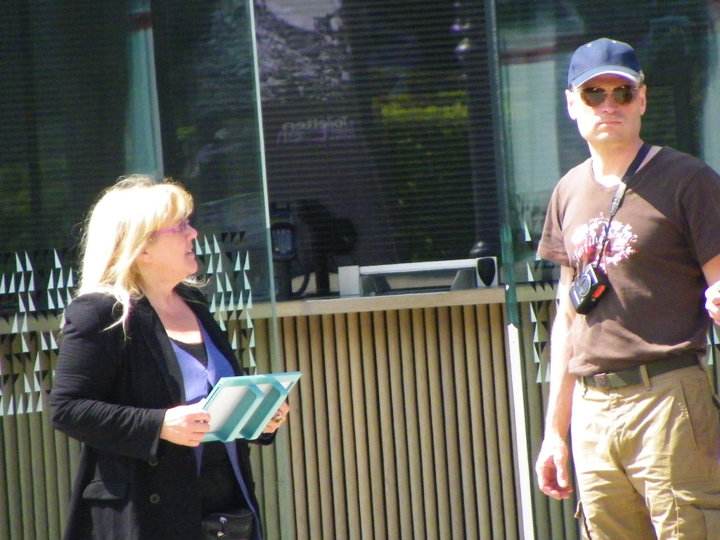 19_4_11 176_jpg-1303664007