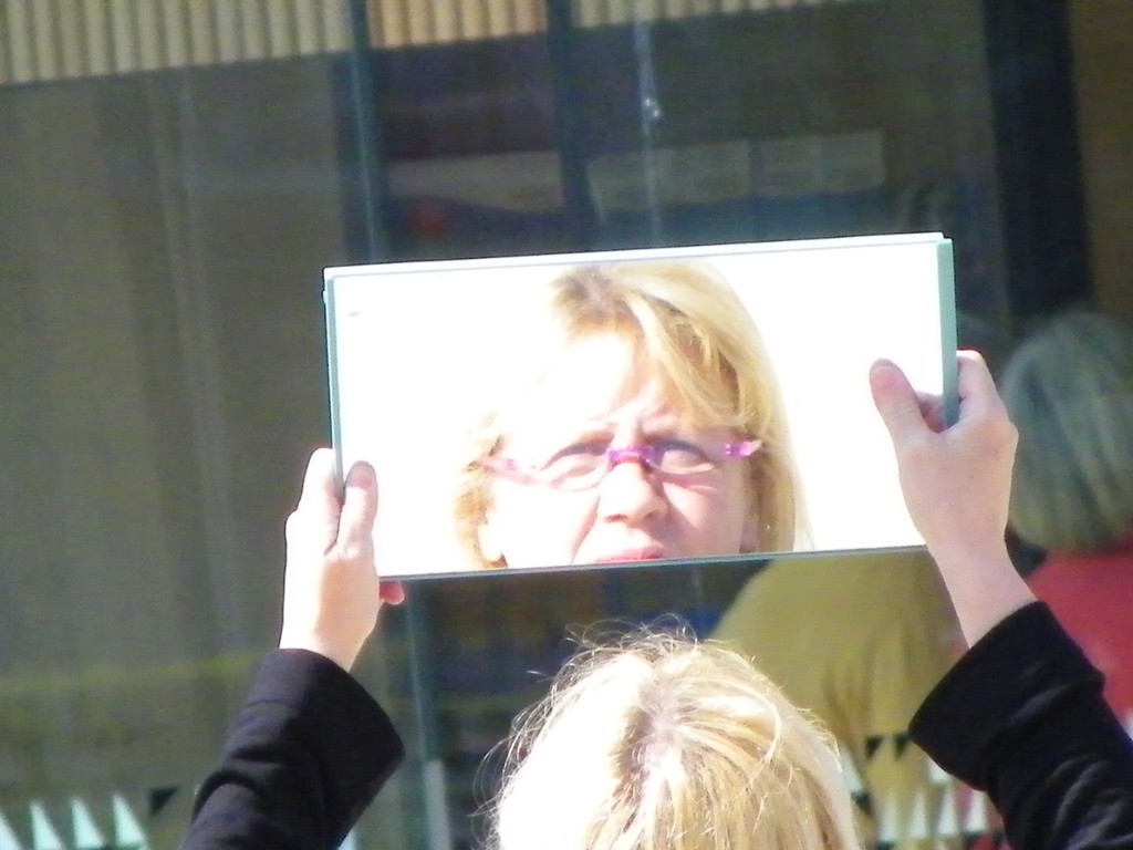 19_4_11 182_jpg-1303664020