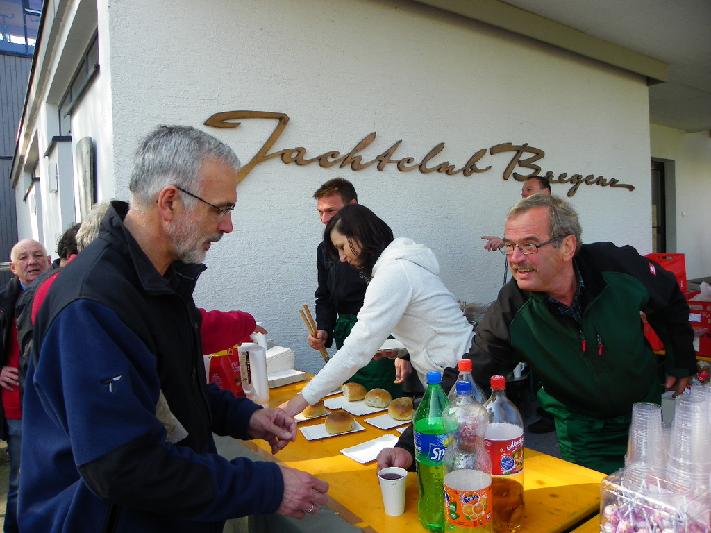 110_2293_JPG-1303684809