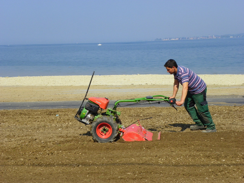 110_3296_JPG-1303772667