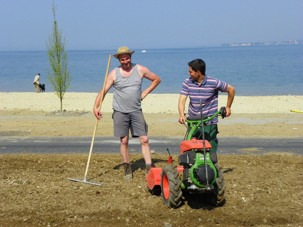 110_3306_JPG-1303772712