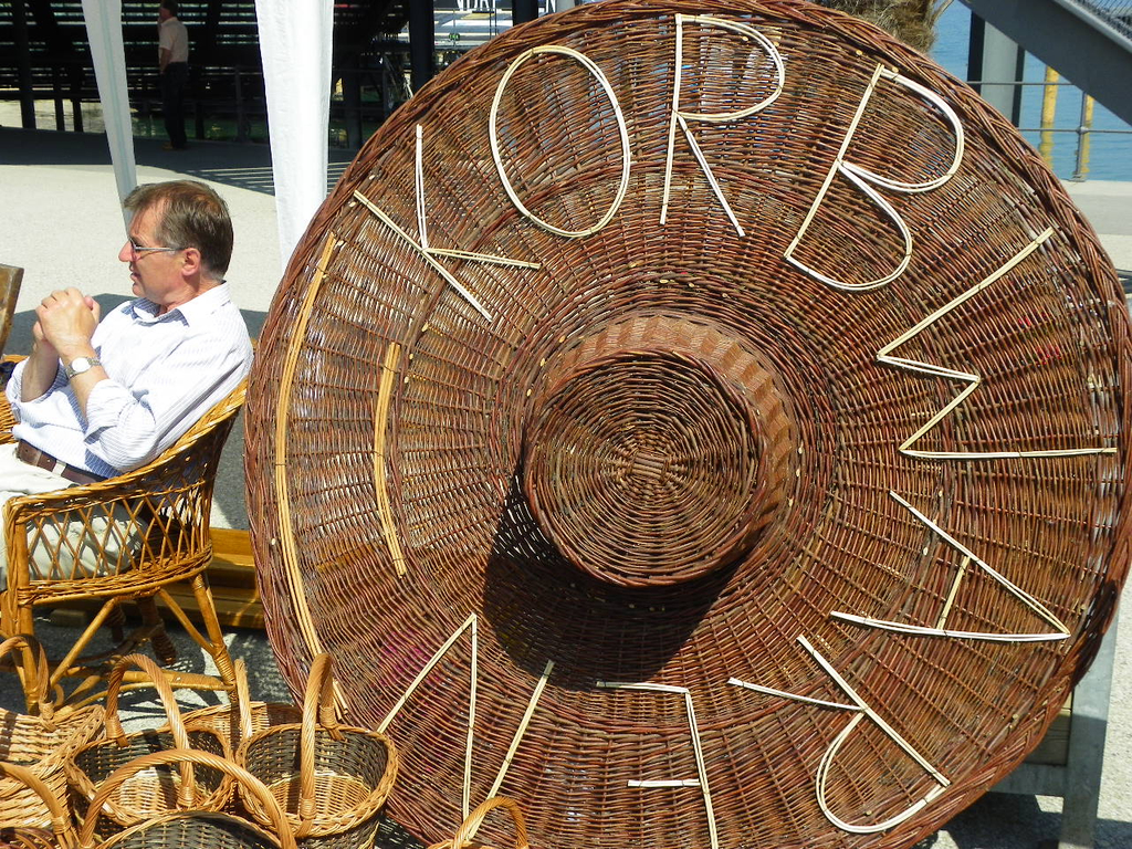 110_3741_JPG-1303775539