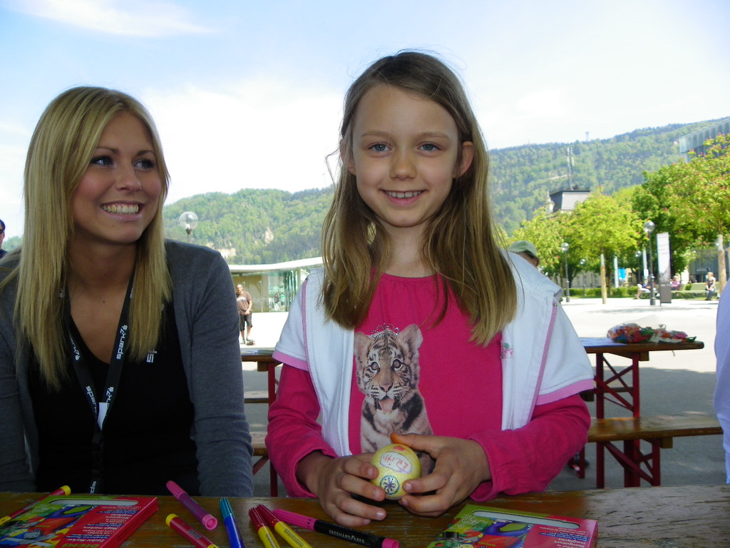 110_4063_JPG-1303776779