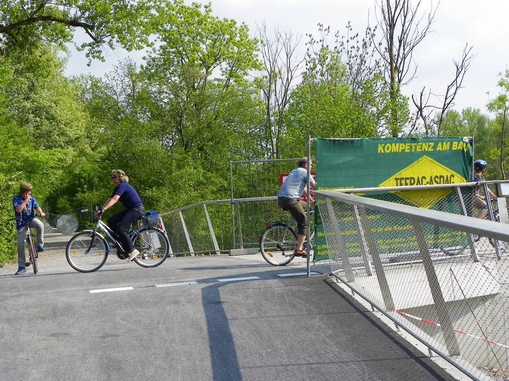 110_4947_JPG-1303777255