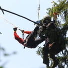 Paragleiterbergung Schnifis23.jpg