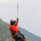 Paragleiterbergung Schnifis32.jpg