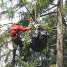 Paragleiterbergung Schnifis16.jpg