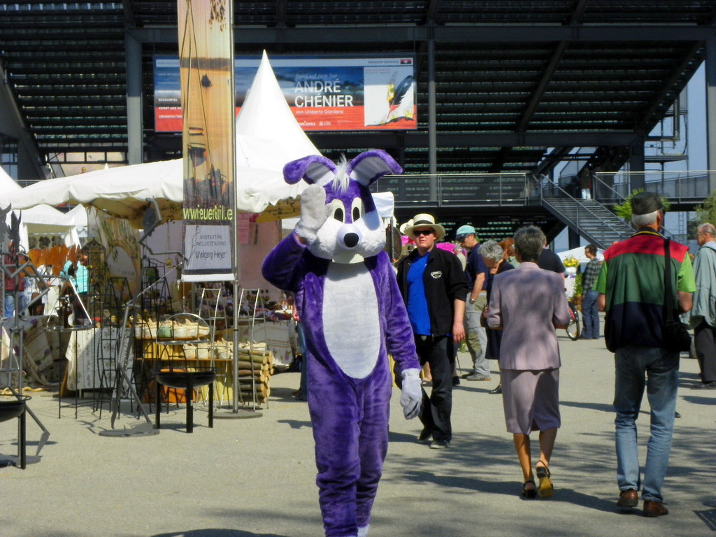 110_3868_JPG-1303848535