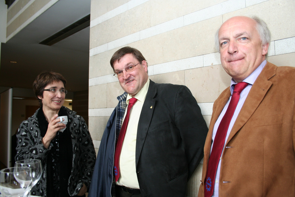 IMG_3992_JPG-1303999045