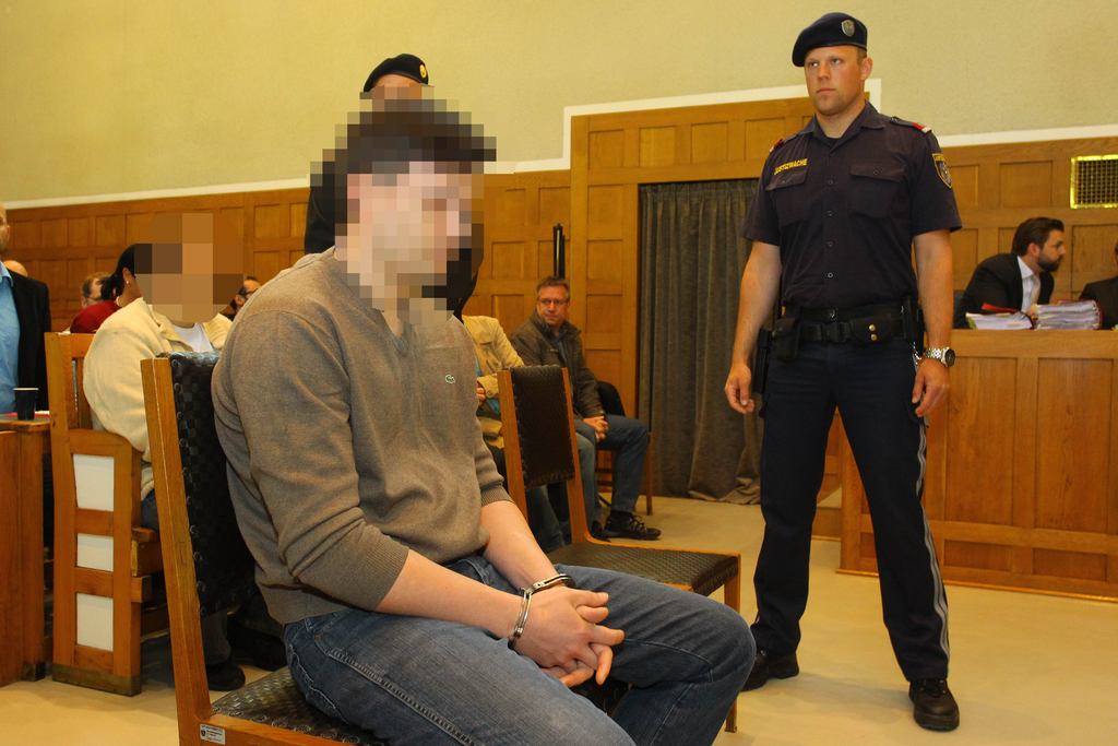 Schwurgericht Avanti10.jpg