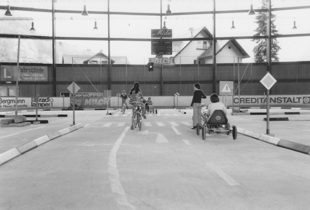 Kinder-Polizei_0006_jpg-1304169520