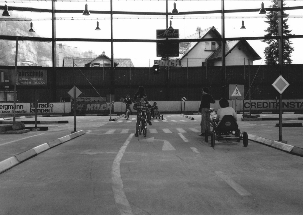 Kinder-Polizei_0012_jpg-1304169577