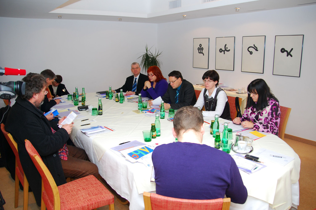 vhs_pk130111_05_jpg-1304169162