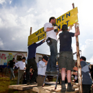 Bau eines Feriendorfes für Kinder 