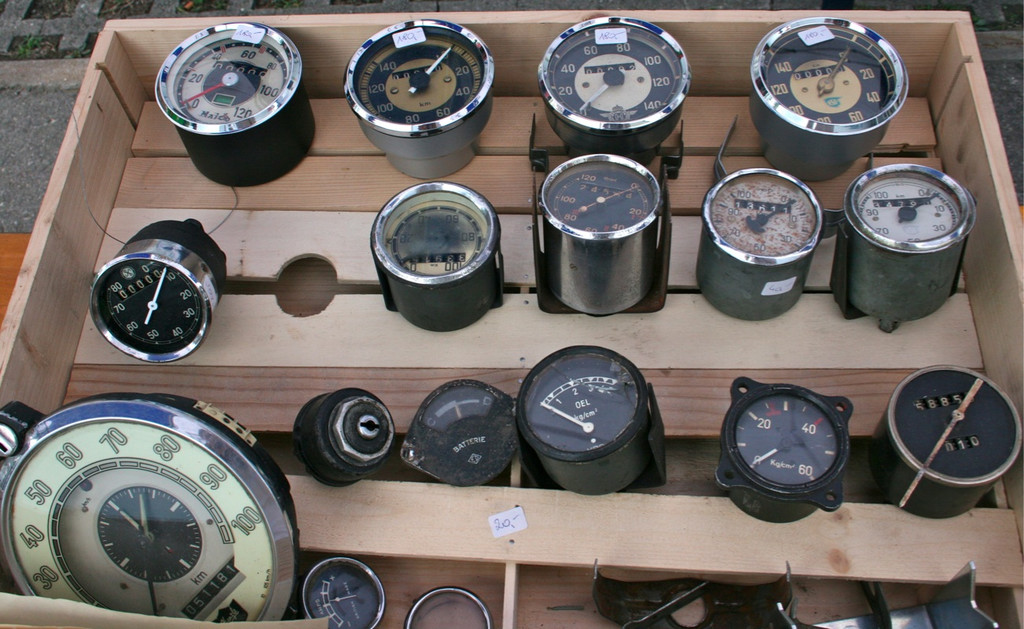 BK_oldtimer_teile_markt 16_jpg-1304265756