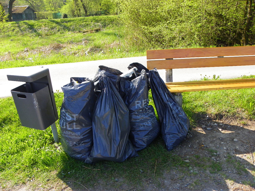 110_2251_JPG-1304270124