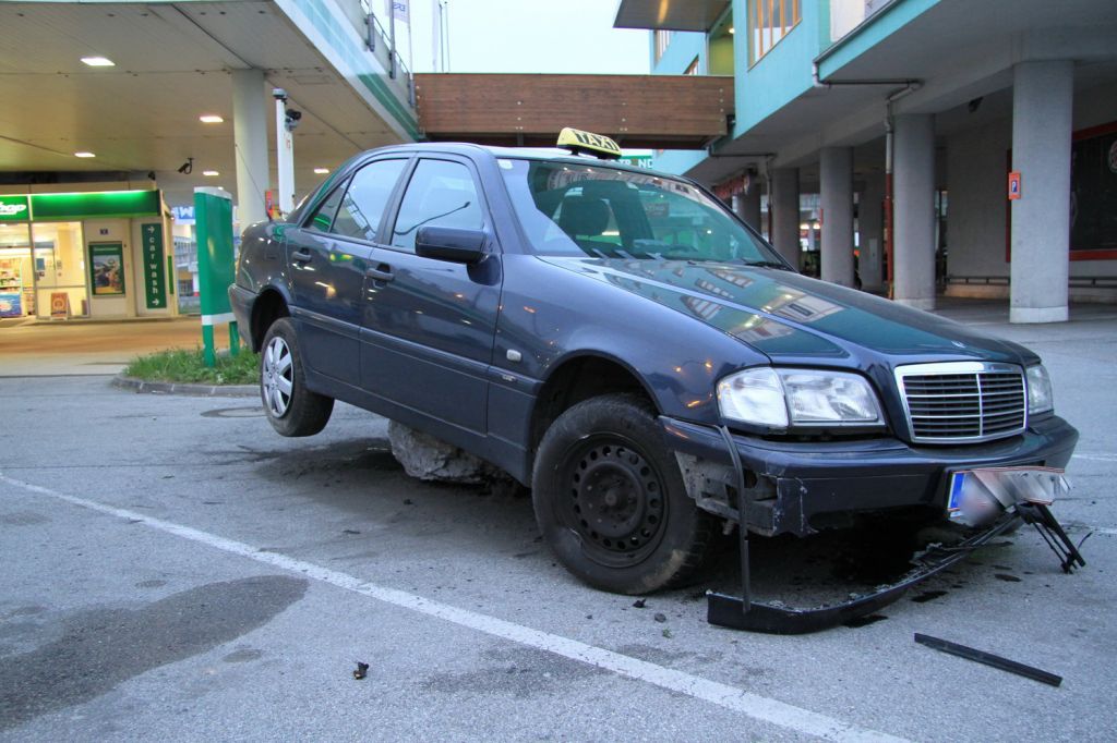 normal_01052011taxiraubffaktivnews_11.jpg