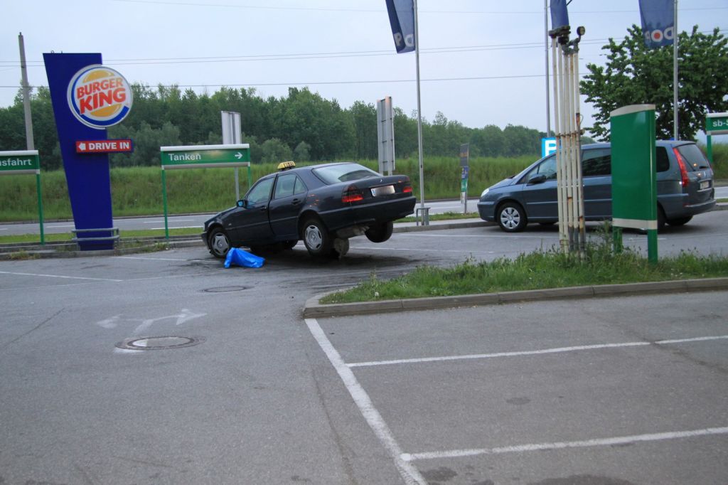 normal_01052011taxiraubffaktivnews_19.jpg