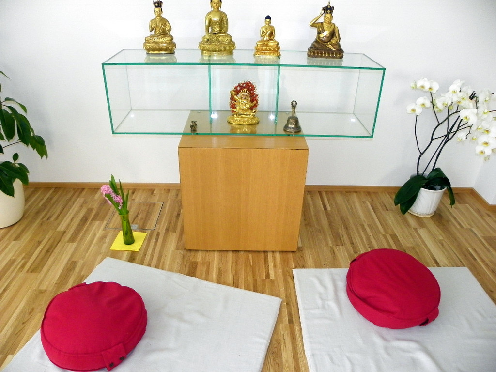 101_8726_jpg-1304370175