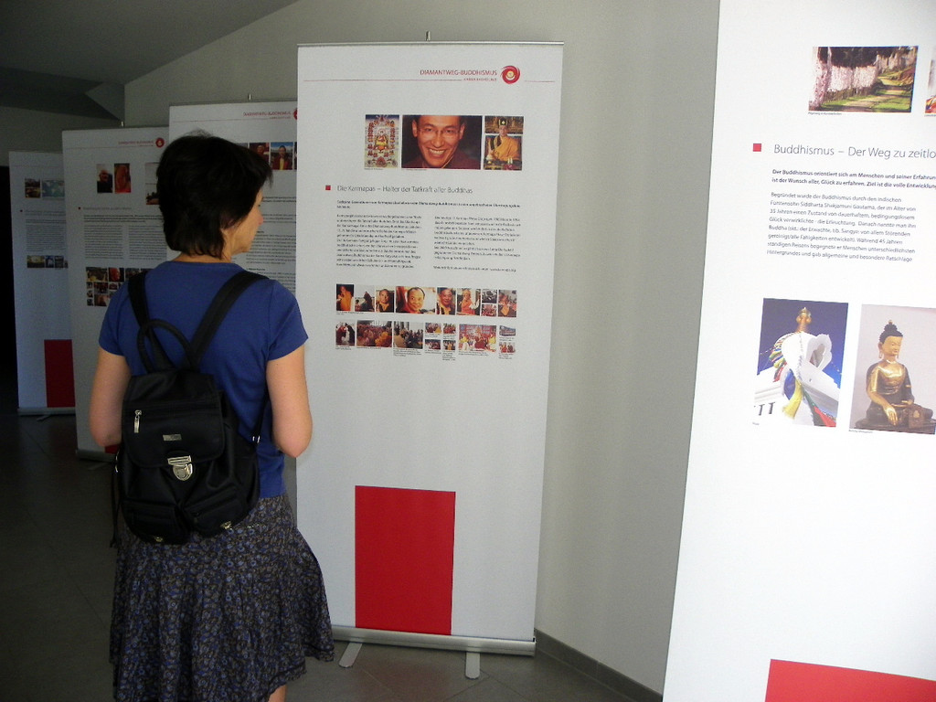 101_8710_jpg-1304370216