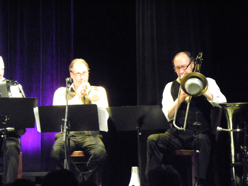 110_5166_JPG-1304374326