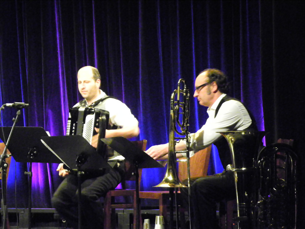 110_5128_JPG-1304374257