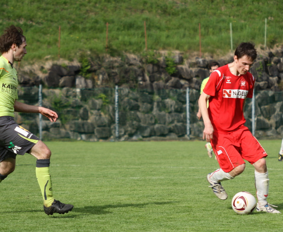 r9_jpg-1304410731