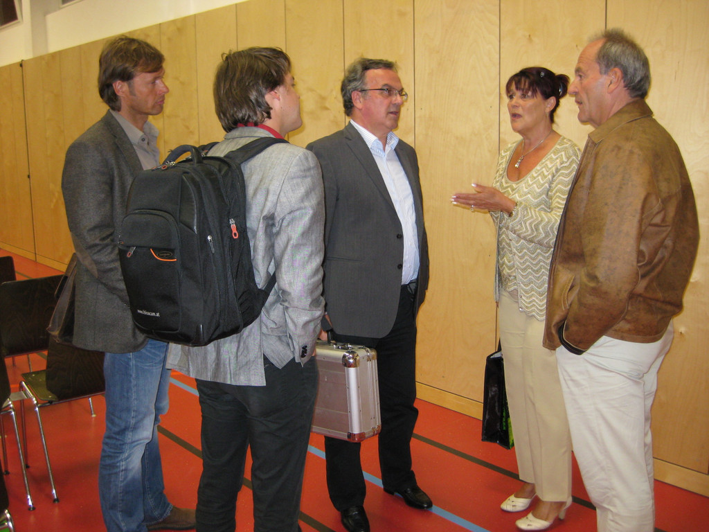 Raststation B__rgerversammlung Zech 103.jpg