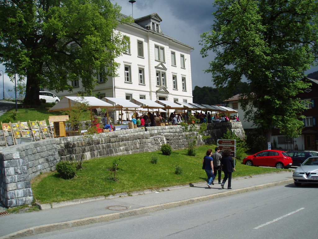 P1010097_JPG-1304438886