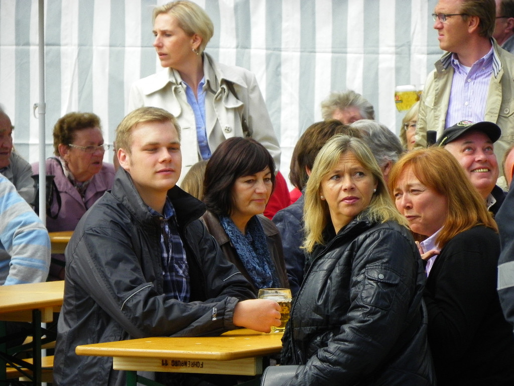 110_6058_jpg-1304466693