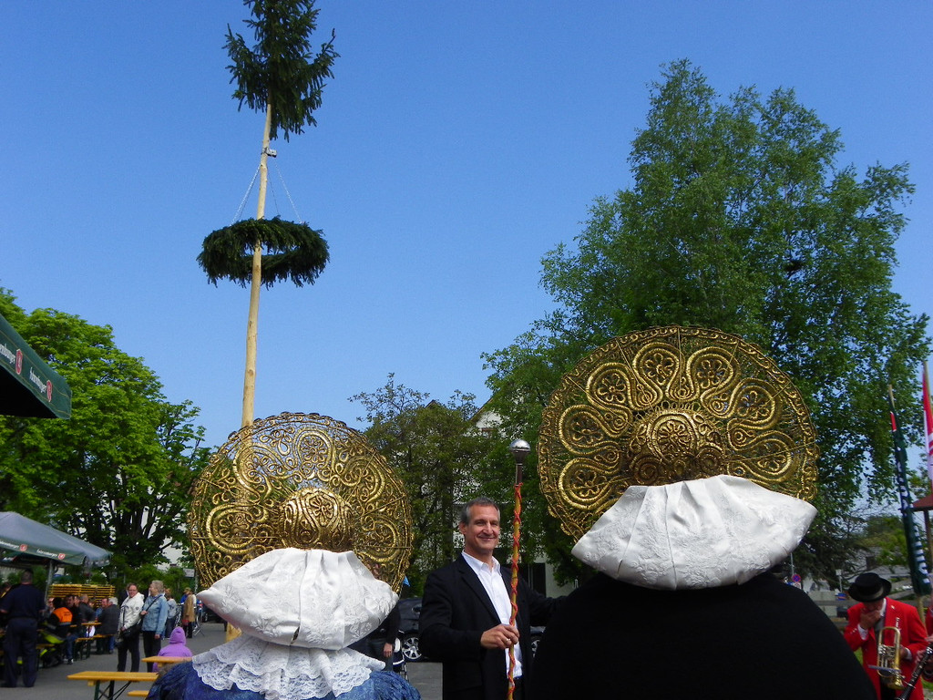 110_6079_jpg-1304466745